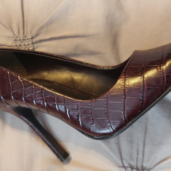 Pointed toe heels - Picture 4 of 4